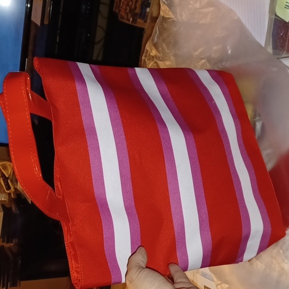 NWOT - Red and White Striped Bag - Picture 5 of 6